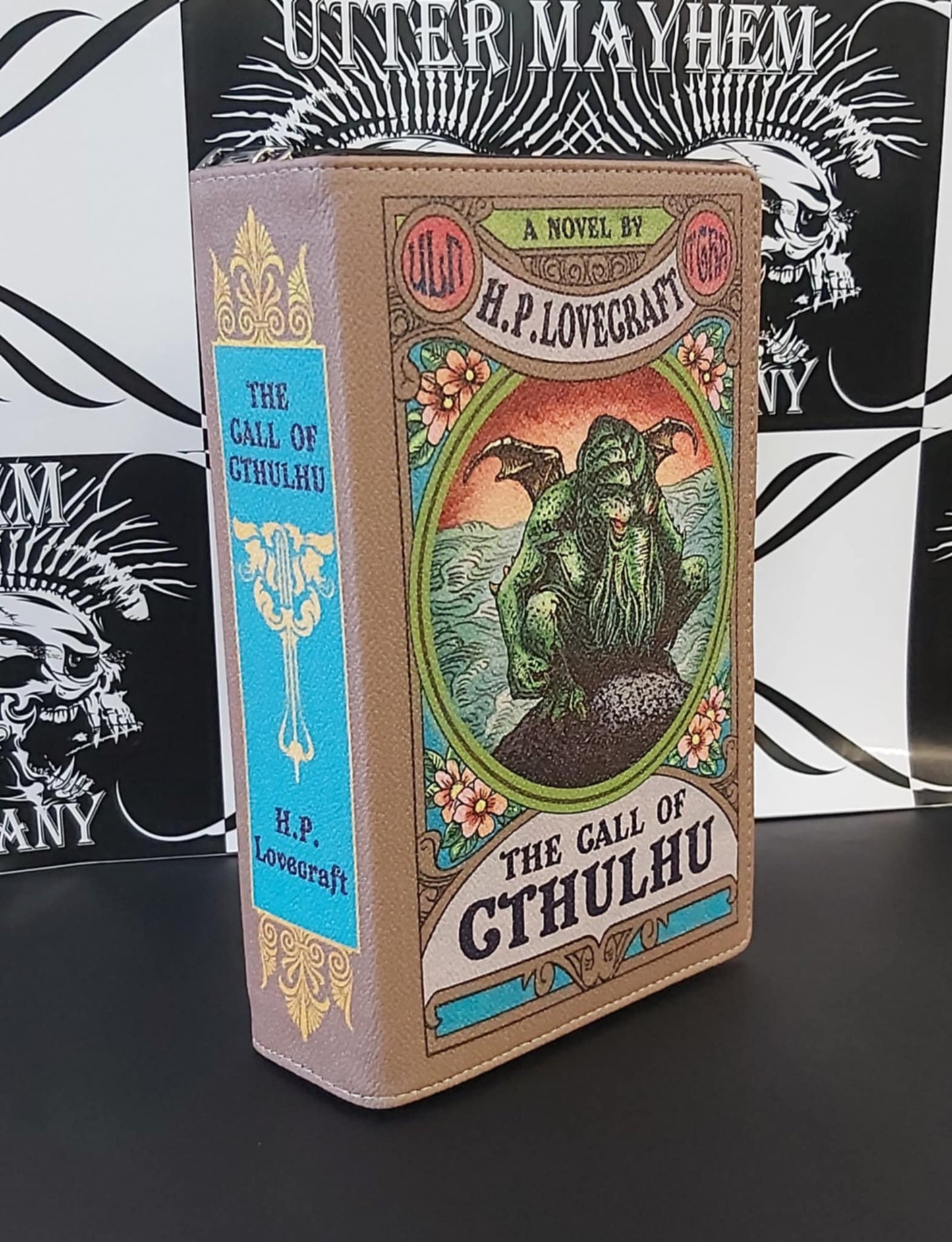 The call of Cthulhu clutch purse