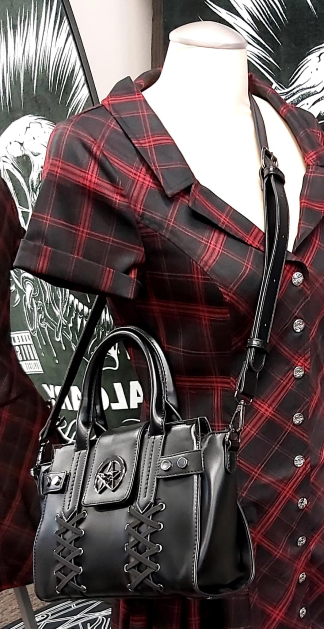 Laced tote bag